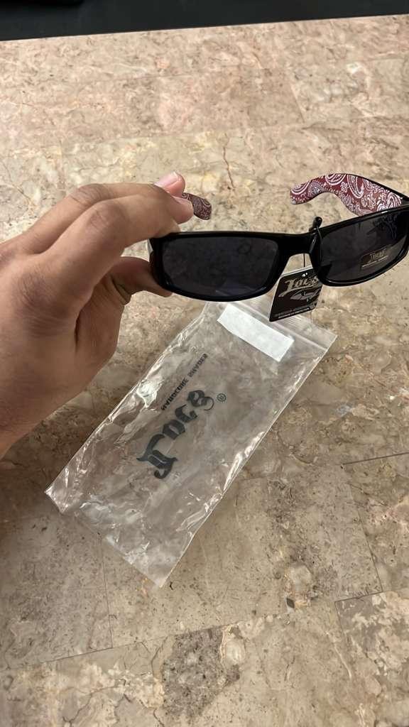 Locs Hardcore Sunglasses – Black Frame with Blue Paisley Interior – UV Protectio