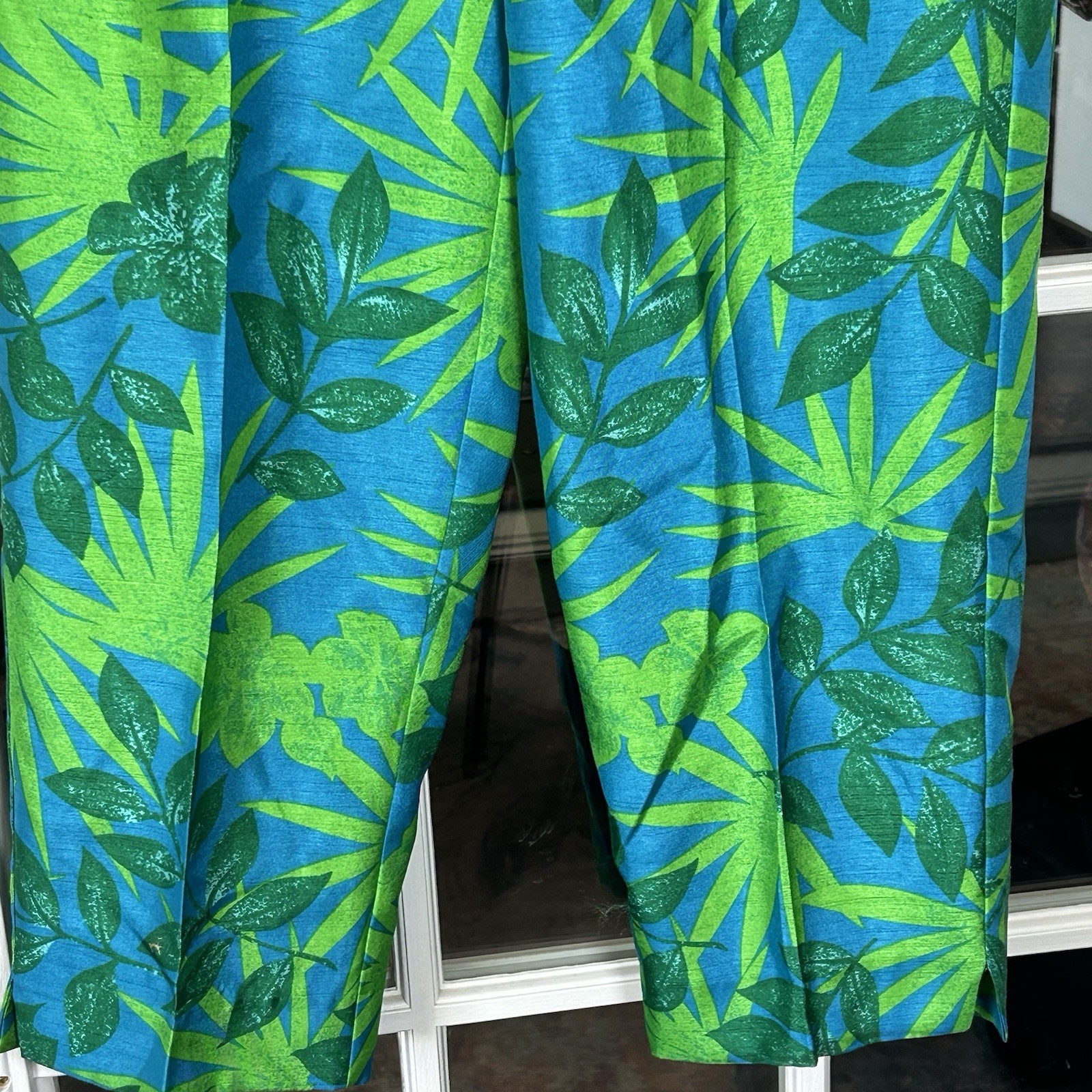Vintage 80s 90s Tropical Palm Leaf Plant Cropped Pants Size 10 Bold Green Blue