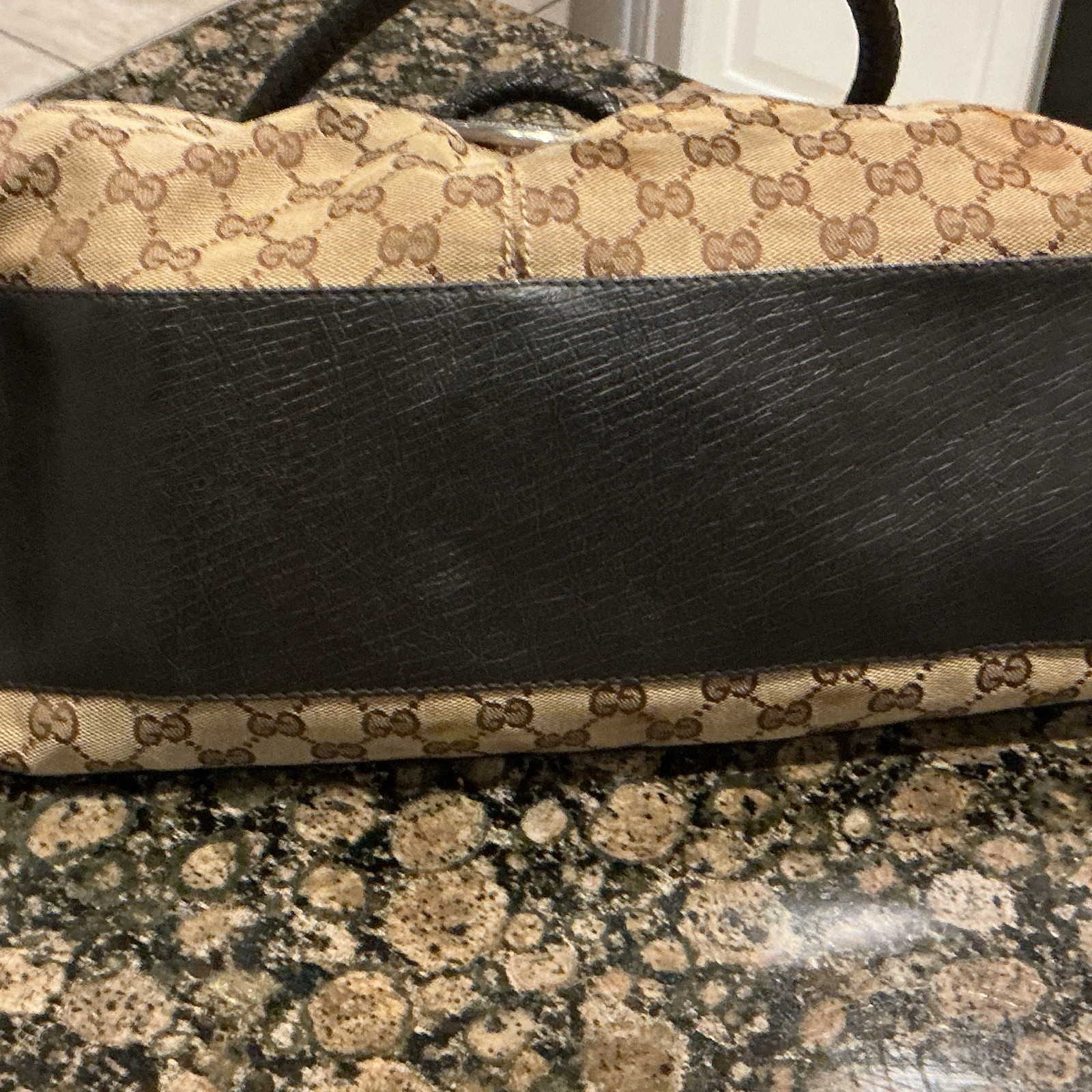 Gucci GG Monogram Beige/Black Shoulder Bag Zip Top Silver Hardware Inner Pockets