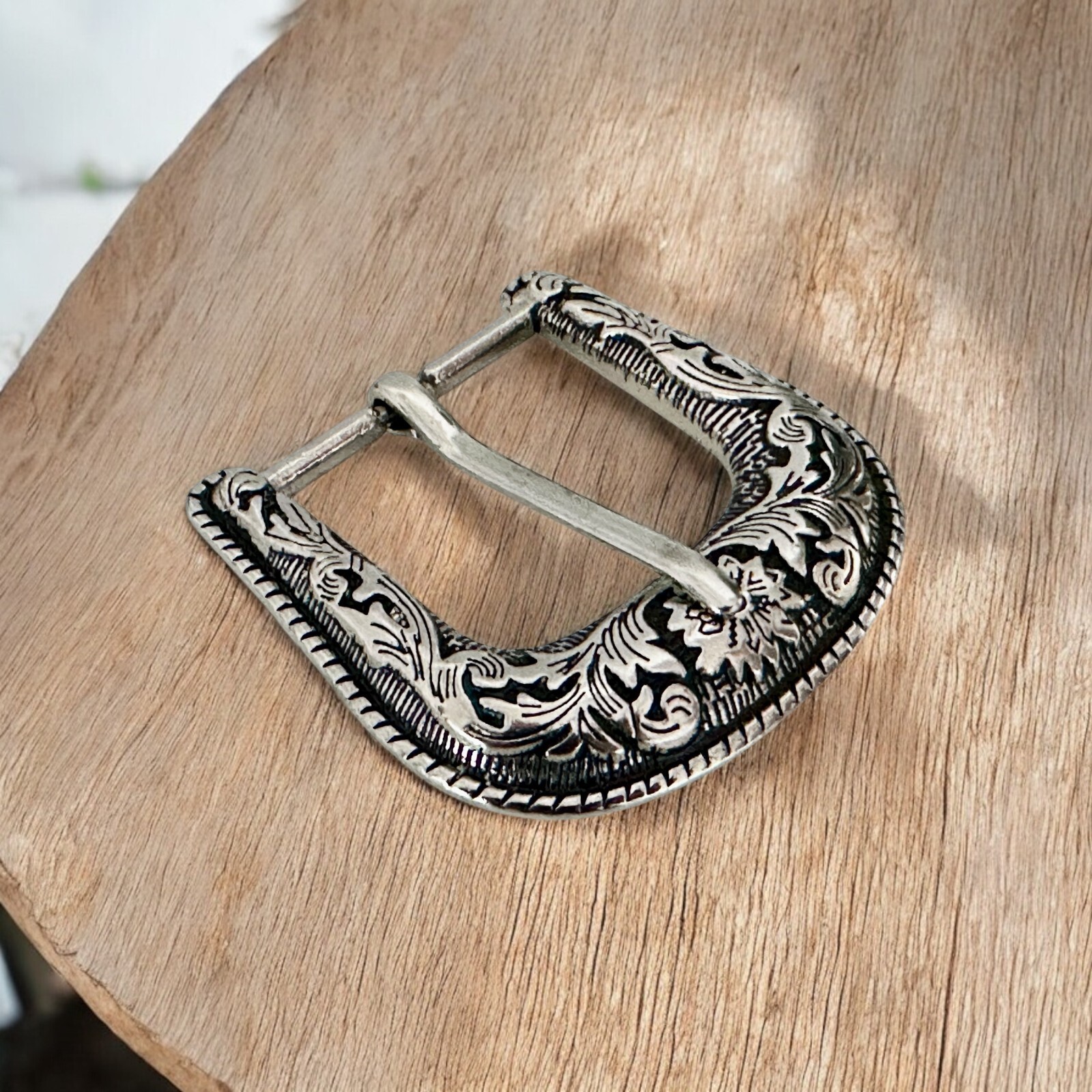 Western Cowboy Silver Flower Engraved Belt Pin Buckle Fits 1-1/2″ Strap