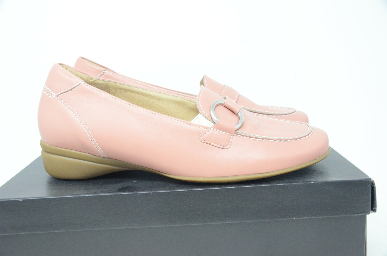 Women’s Theresia M Missy Dress Casual Shoes. Pink Leather. US Women’s Size 7