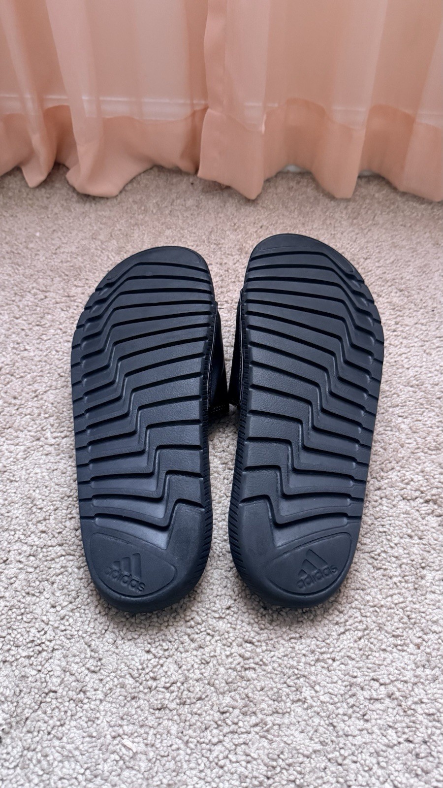 Men’s Adidas Slides Size 11