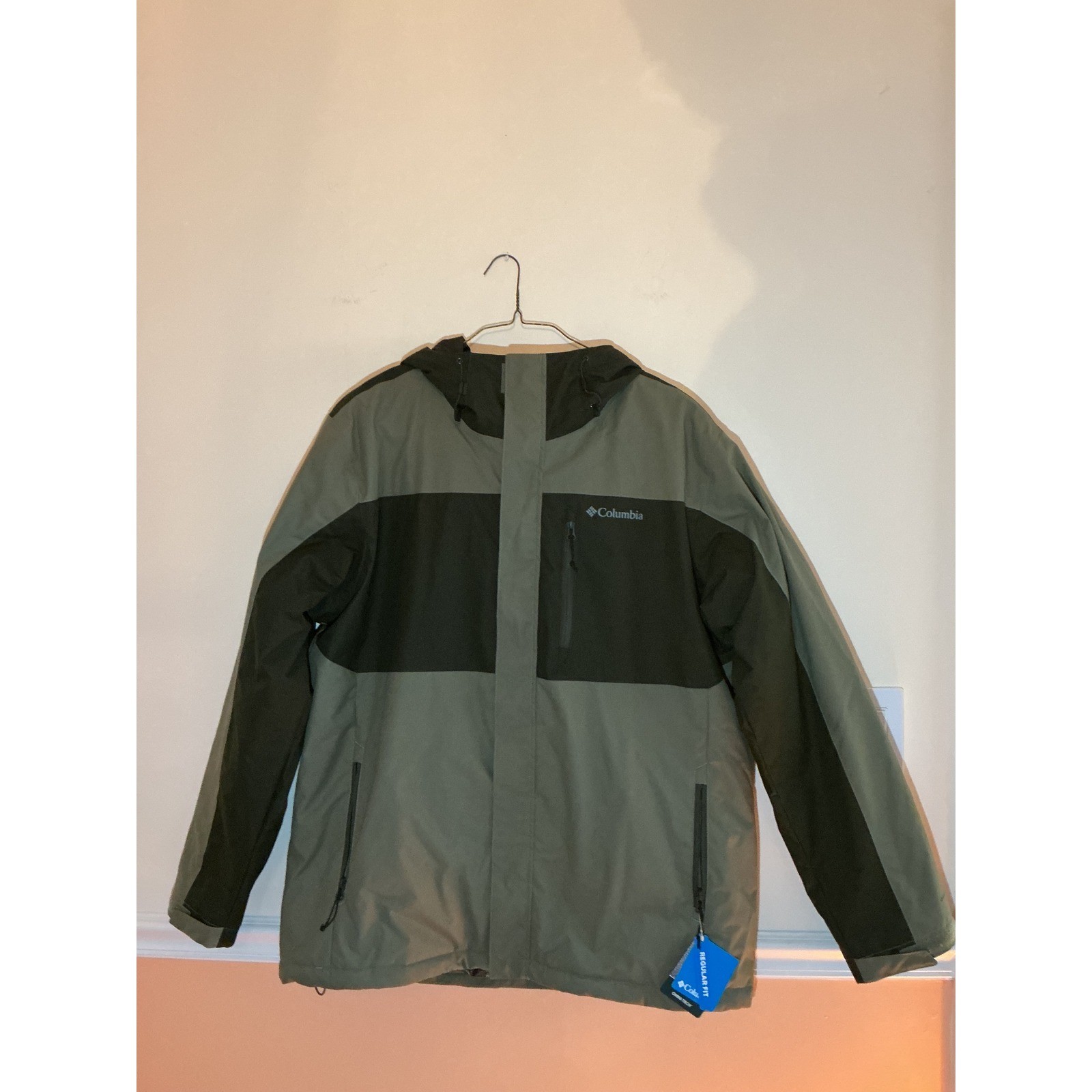 Columbia Men’s Jacket XLT Tiptop Peak III Insulated Waterproof Hooded Olive