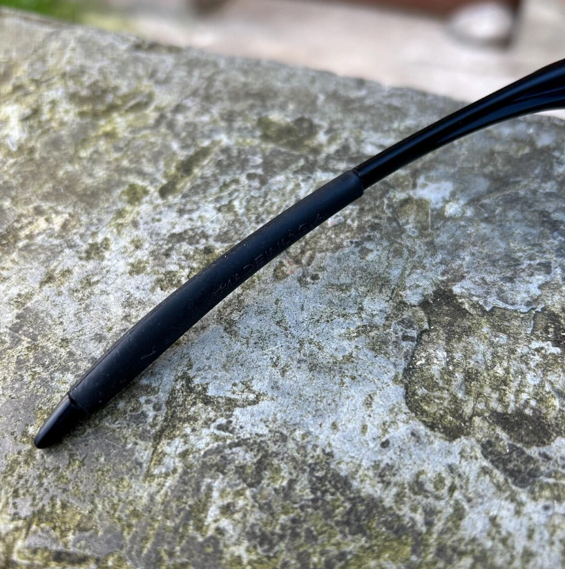 Vintage Oakley Minute Sunglasses Black Frame Blue Lenses Y2K Gorpcore