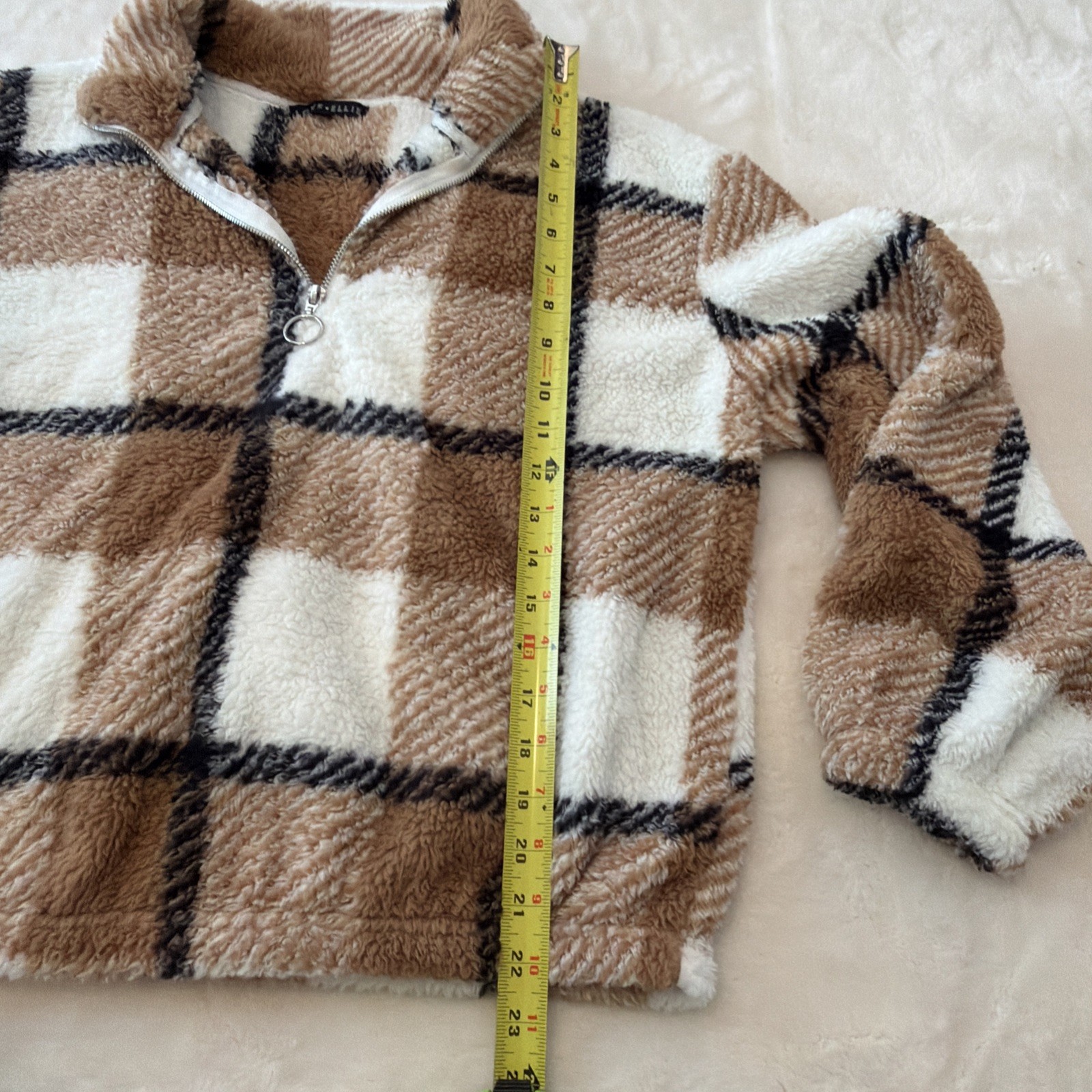 Love Ellie Sherpa Plaid beige/ white-Quarter Zip Fleece , gorpcorp. Size M