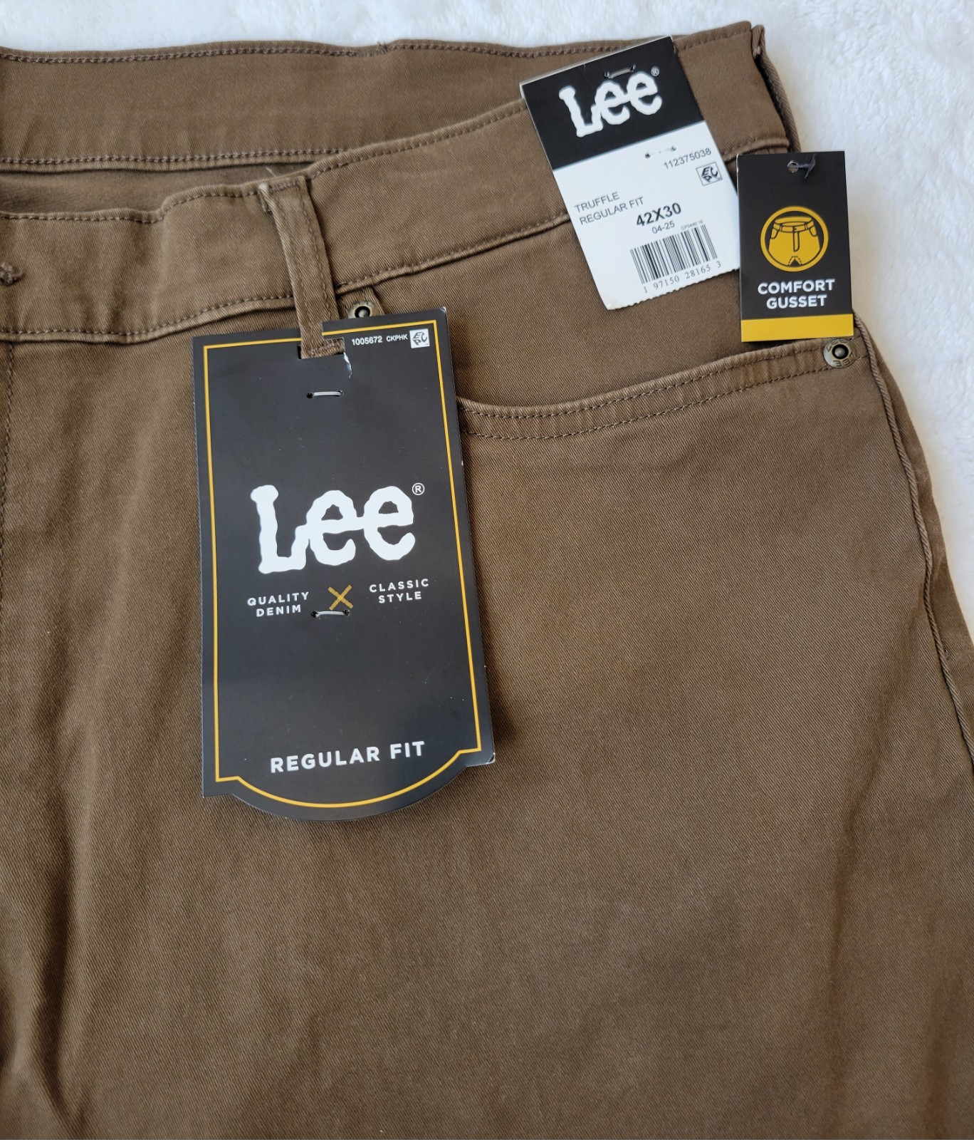 Lee Regular Fit Classic Style Jeans Men’s Size 42×30 Quality Denim Truffle
