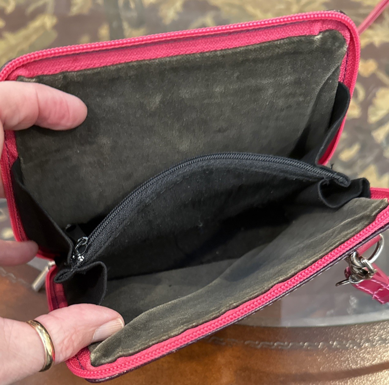Vera Pelle Italian Leather Fuschia/Purple Crossbody Bag Adjustable Strap