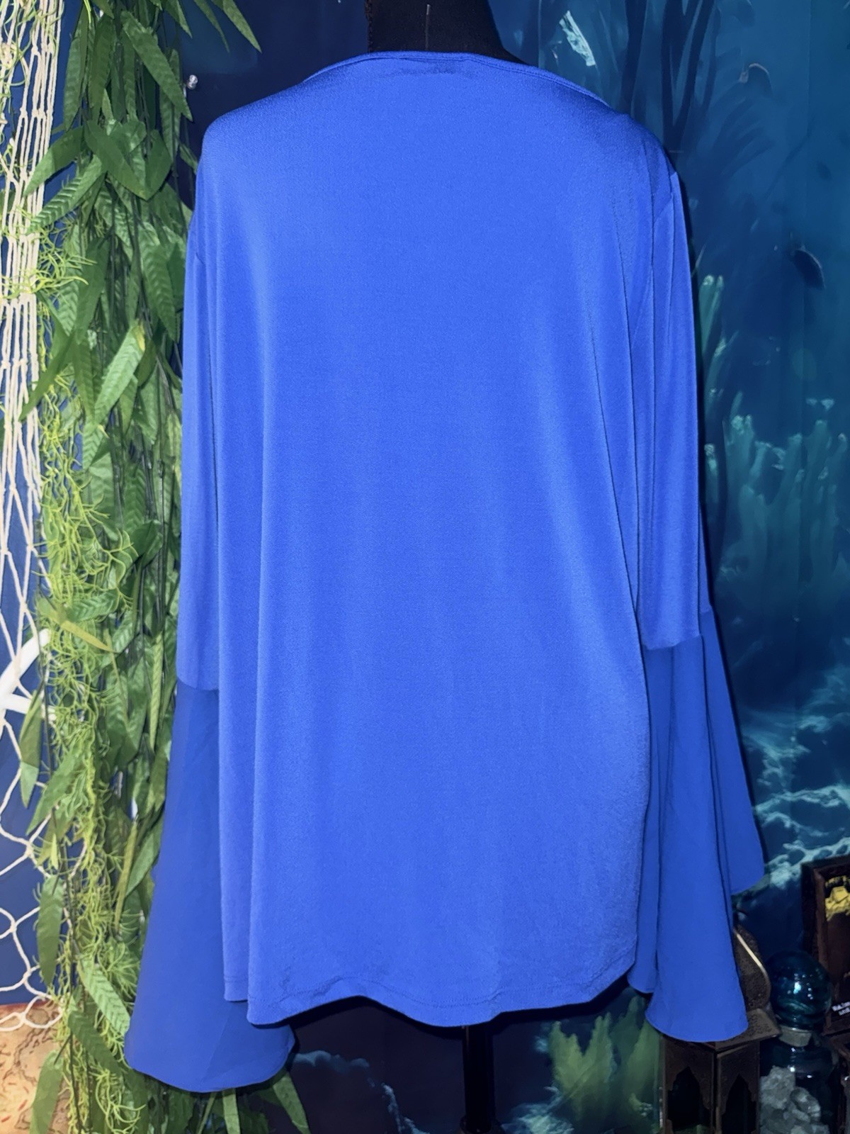 Polyester/spandex blend blouse, Carmen by Carmen Marc Valvo, cape-sleeve style