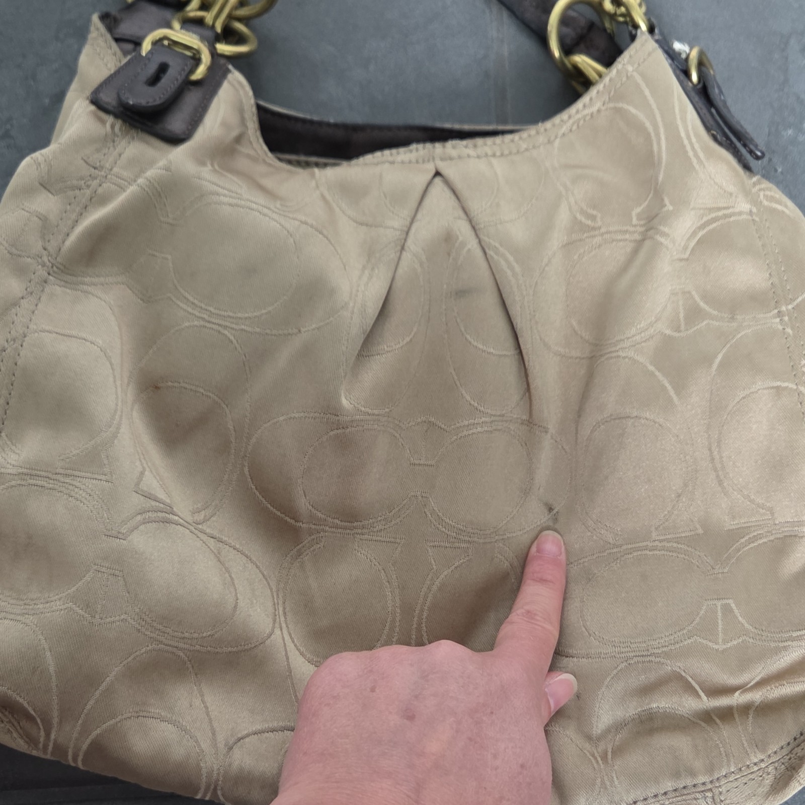 Vintage Coach Maggie Singature Hobo Shoulder Bag