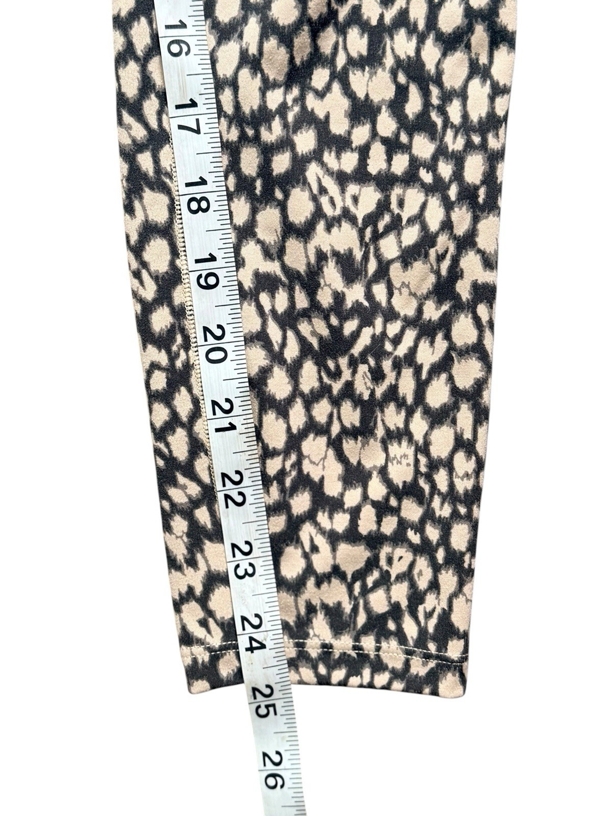 Varley Let’s Move High Rise Leggings Motion Spots Animal Print Size Small