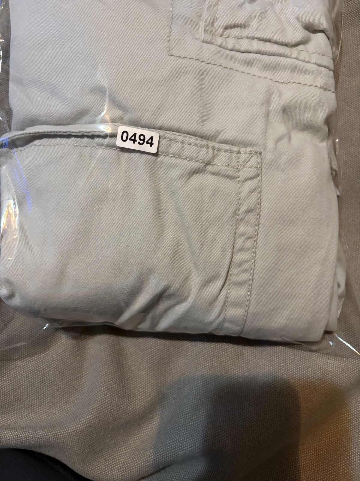 Faded Glory Men’s Cargo Shorts – Light Gray – Size 36 – Made in Bangladesh