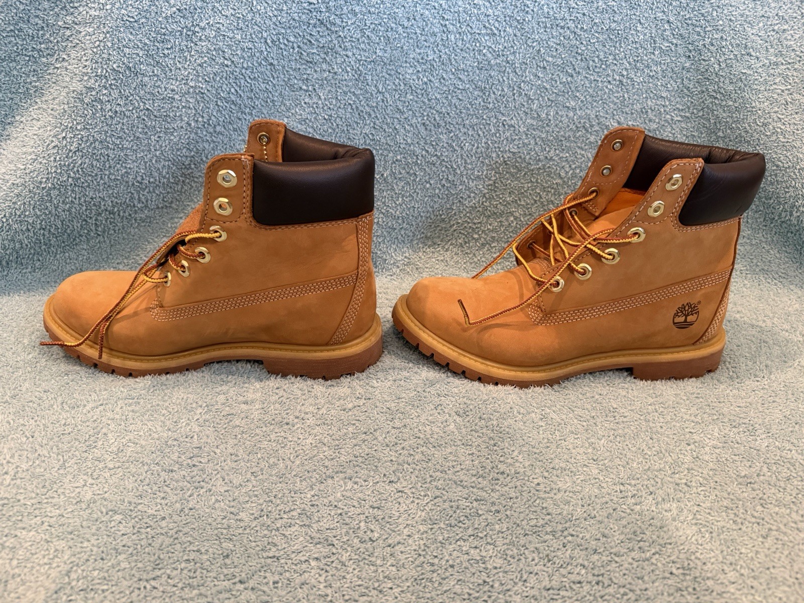 Timberland Premium 6-Inch Waterproof Boots NWOT Wheat Nubuck Women’s 8 M Classic
