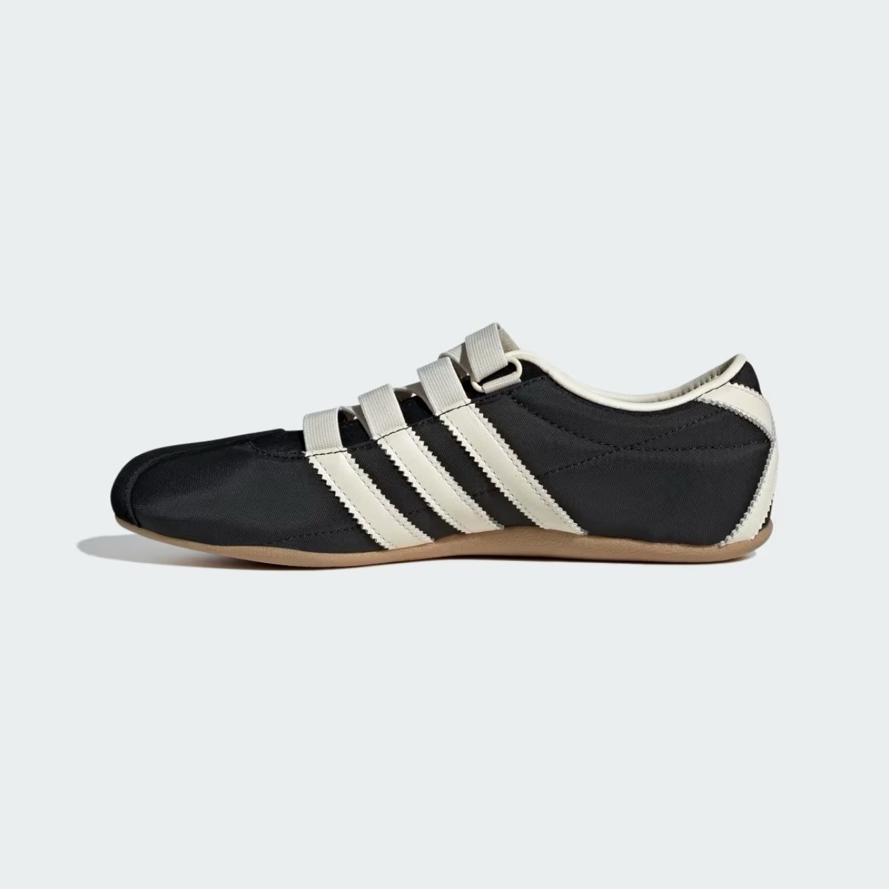 adidas Tokyo MJ Black Cream White Women’s Sizes 5-11 JR4790