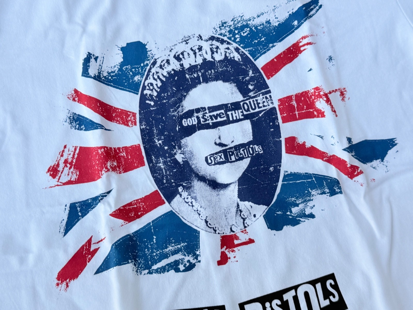 Sex Pistols x GU T-Shirt NWT Size S White Japan