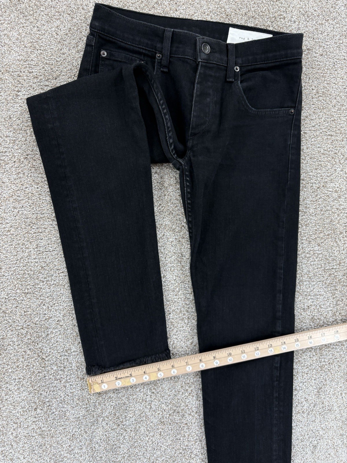 Rag & Bone Fit 1 Skinny Leg Denim Jeans Mens Size 30×28 Black Button Fly Raw Hem