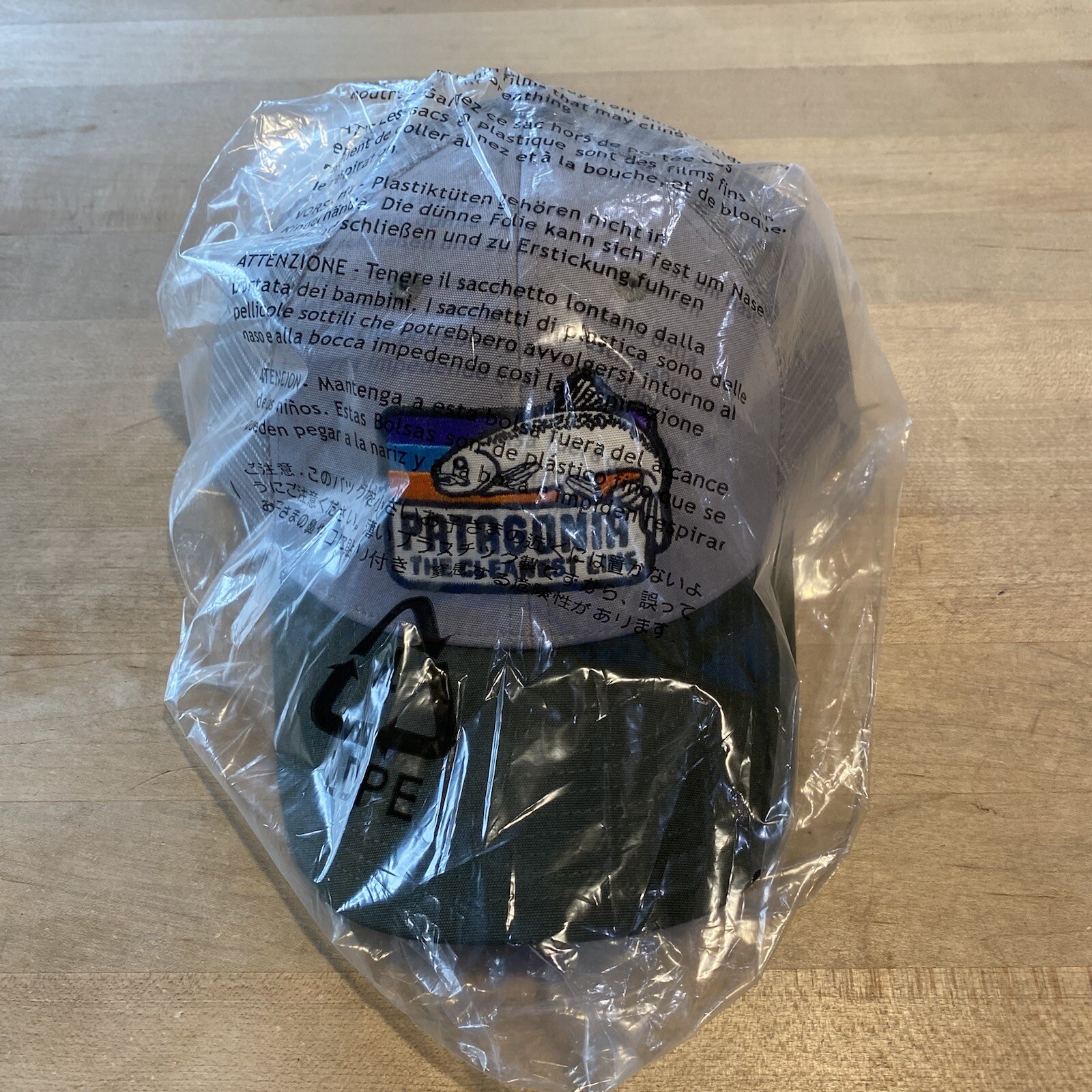 Patagonia The Cleanest Line Lopro Trucker Hat – New With Tags – Drifter Grey