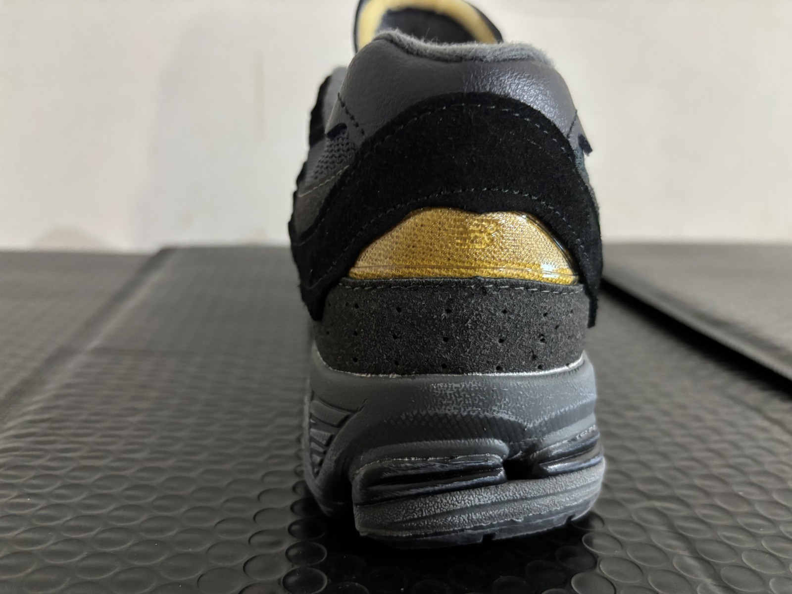 New Balance 2002R Protection Pack – Phantom M2002RDB Men Size
