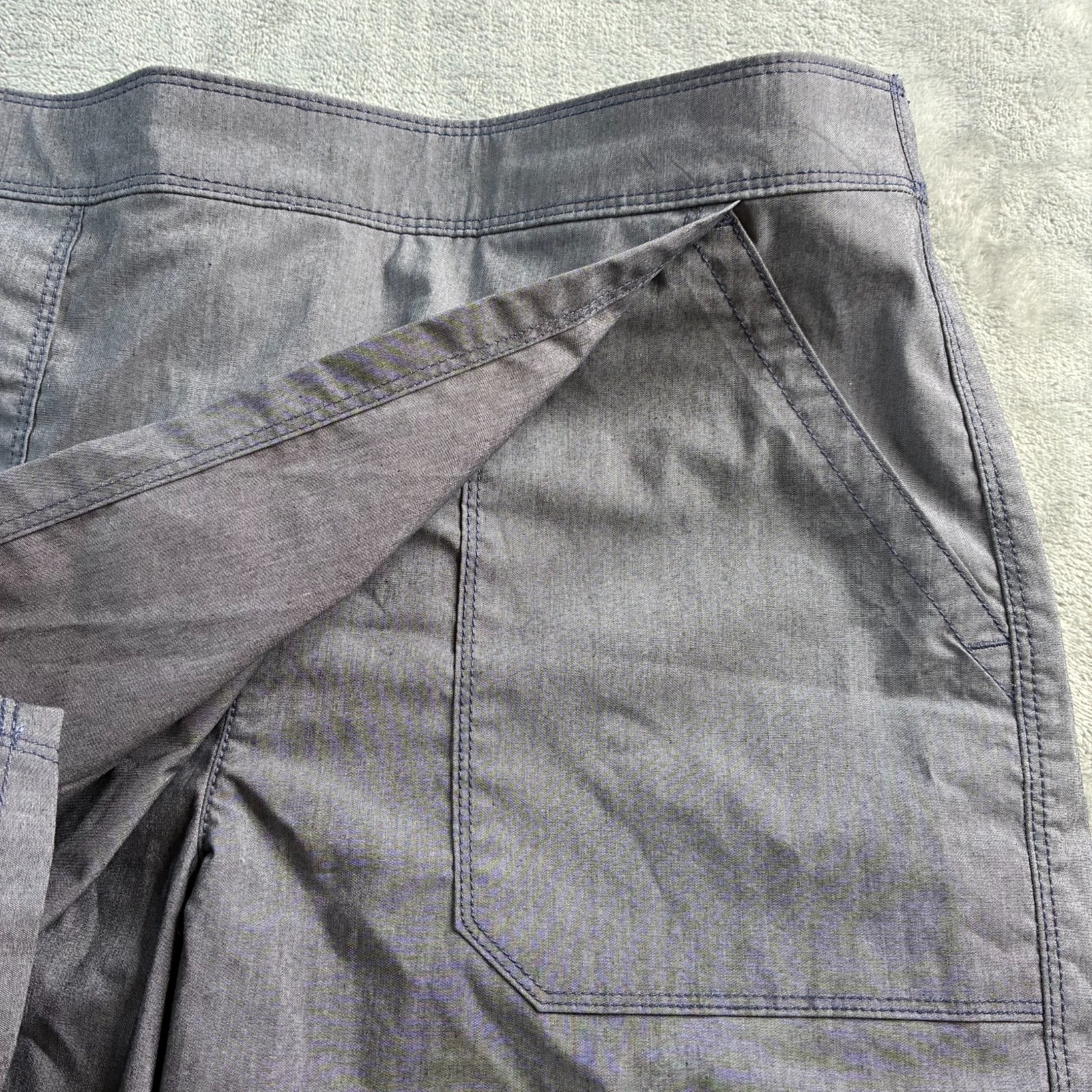 Columbia Womens Skort Blueish Gray Elastic Waist Longer Days Size 14 Omni Shield