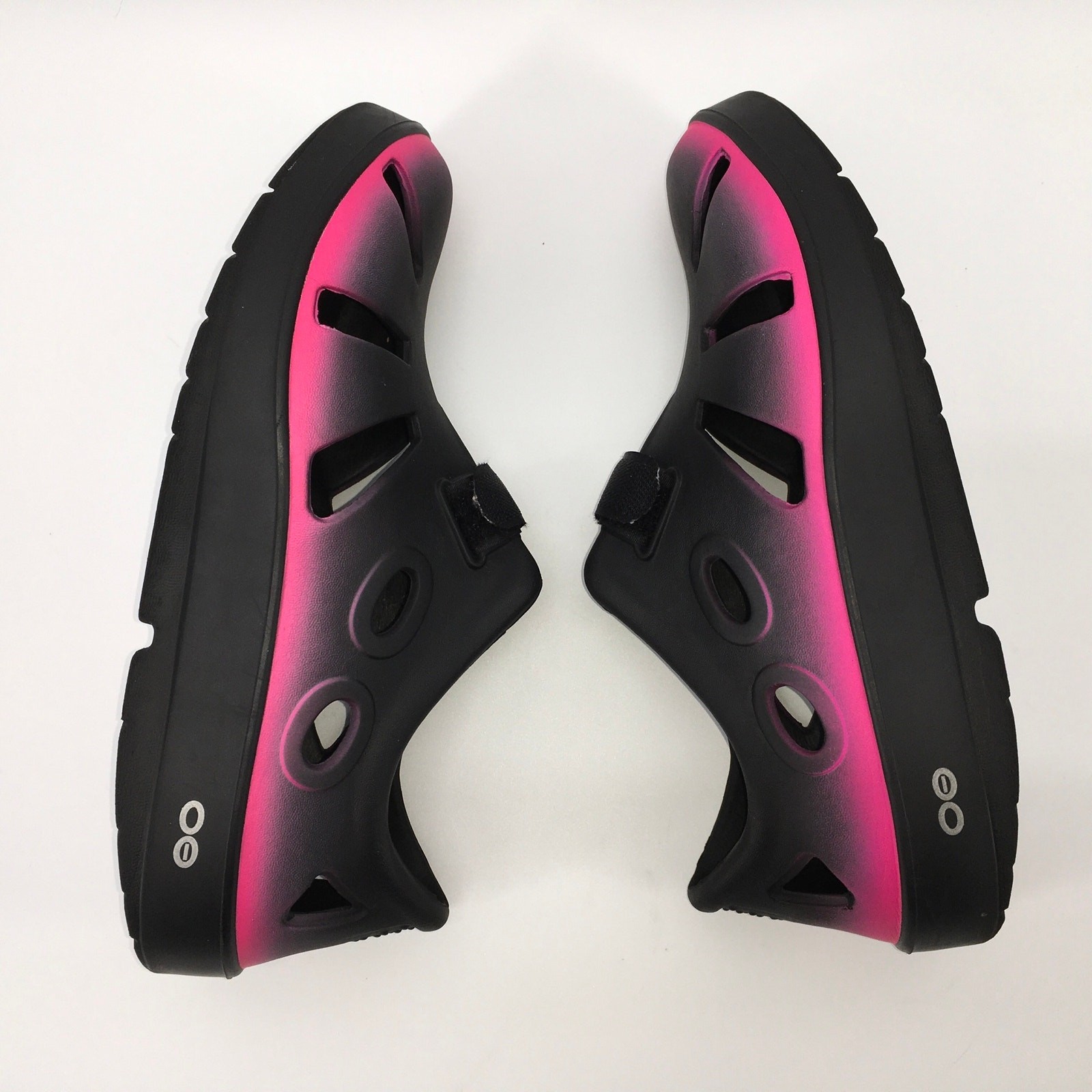 Oofos Oocandoo Lightweight Recovery Shoe Sandals W 8 M 6 Black Pink Gorpcore