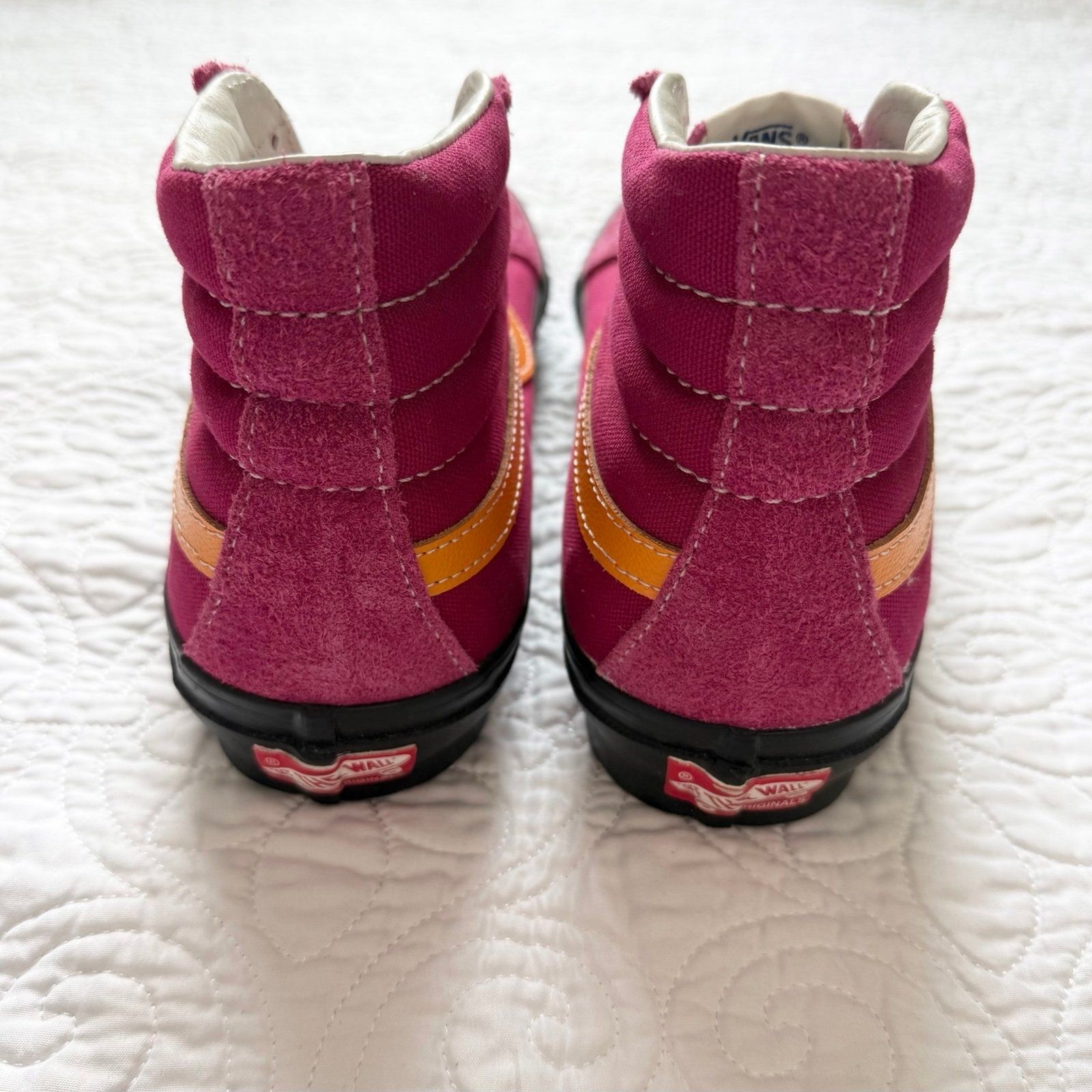 Vans Vault OG Sk8-Hi LX in Cerise and Apricot Hairy Suede Size 10.5 W / 9 M