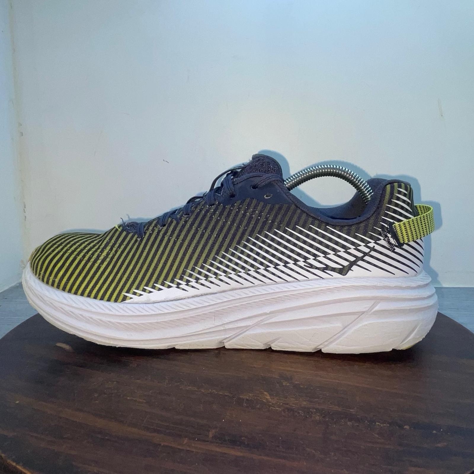 Hoka One Men’s Rincon 2 Road Running Shoes Odyssey Gray White Yellow Size 9.5