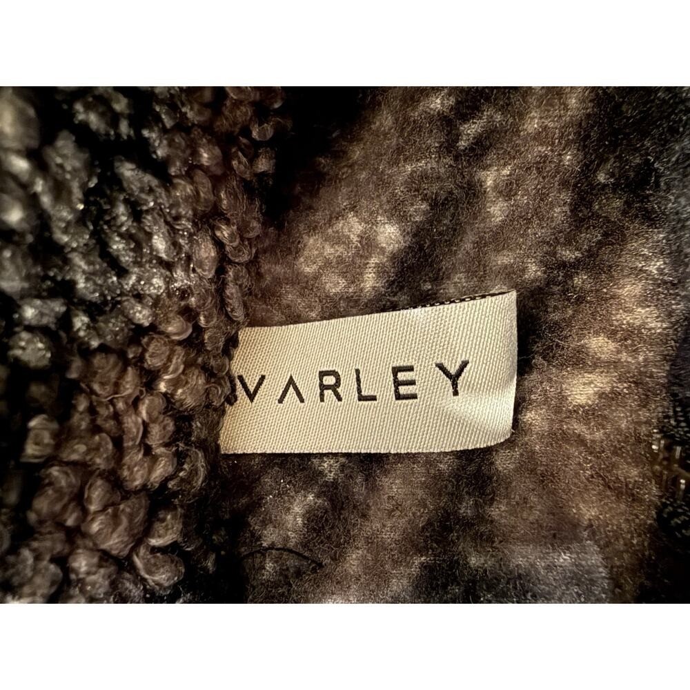 Varley Womens Zebra Print Fleece Zip Jacket Size M Grey Black Cozy Athleisure