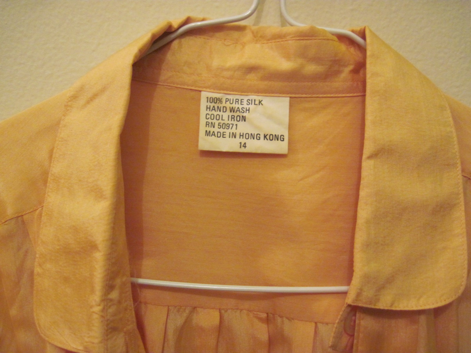 Silk long-sleeve button-down shirt/blouse apricot-ish M/L Peter Pan collar