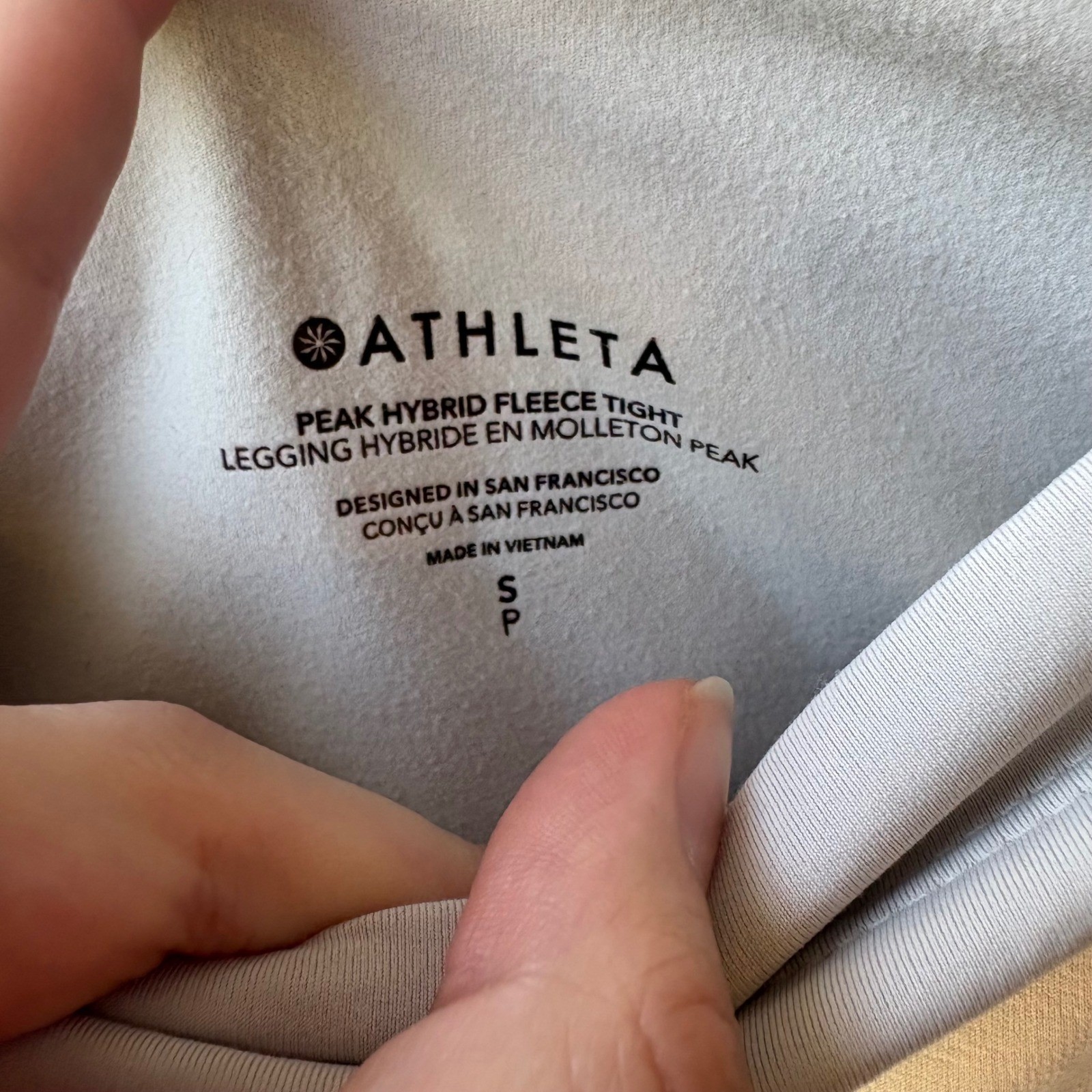 Athleta Peak Hybrid Fleece Tight Leggings Womens S Off White Quilted Insulated
