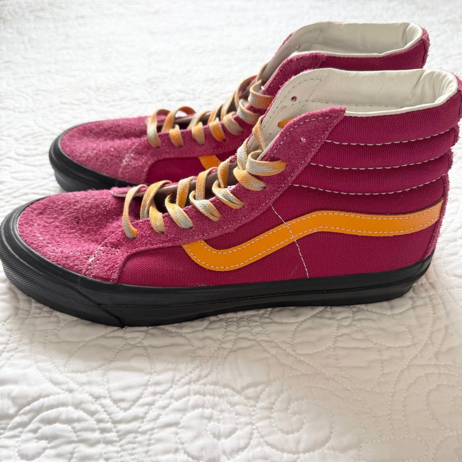 Vans Vault OG Sk8-Hi LX in Cerise and Apricot Hairy Suede Size 10.5 W / 9 M