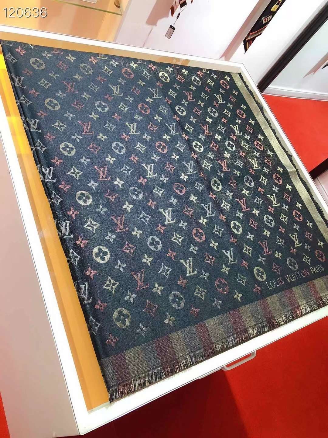 LOUIS VUITTON SCARF SHAWL PONCHO 100% AUTHENTIC CLASSIC SILK BLACK