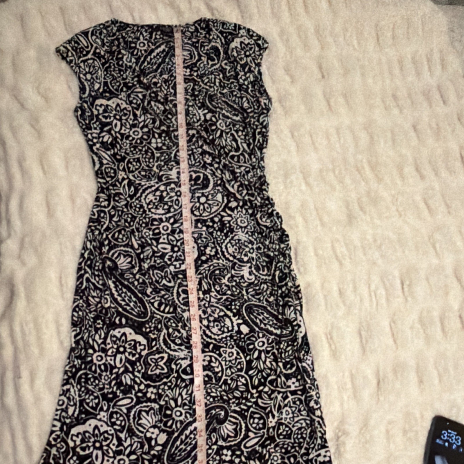 Chaps Black & White Paisley Ruched Knit Sheath Dress M V-Neck Cap Sleeve Stretch