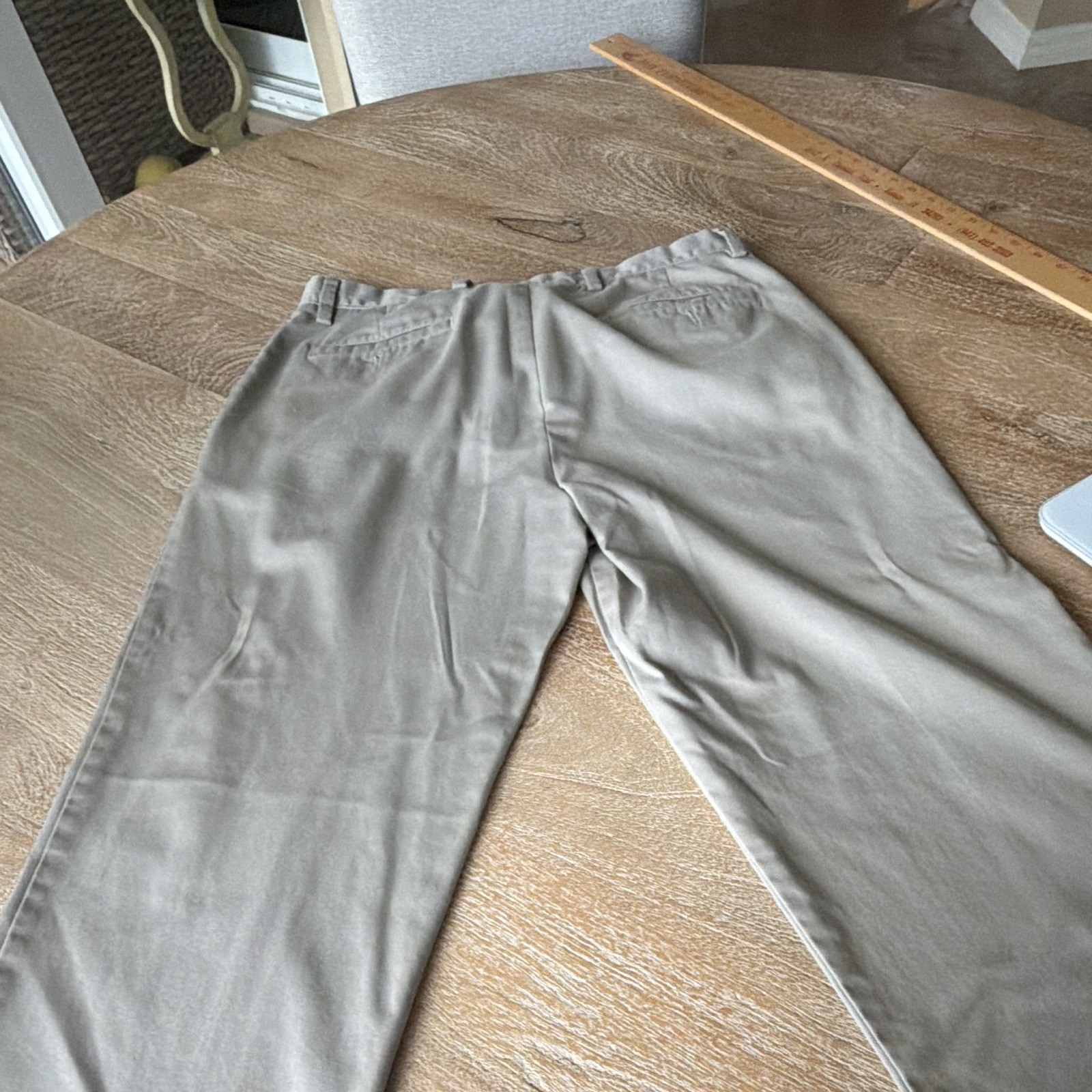Dockers Easy Khaki Men’s Beige Solid Twill Khaki Pants Cotton Blend 34W30