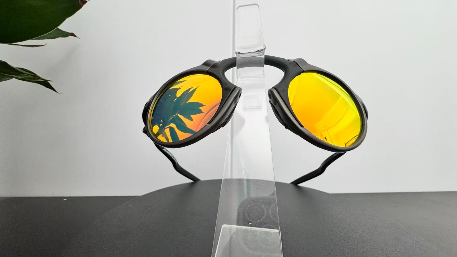 Vintage Oakley X-Metal Madman OO6019 Dark Carbon Ruby Iridium Polarized Sunglass