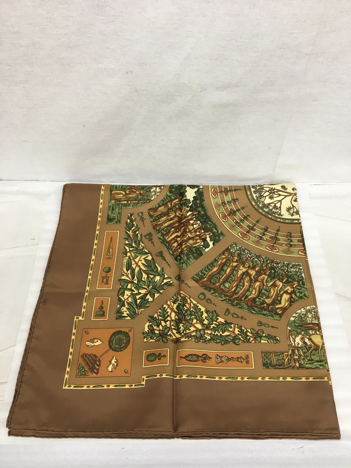HERMES Carre 90 Polyfil Reverie Scarf Brown Silk Made in France Used