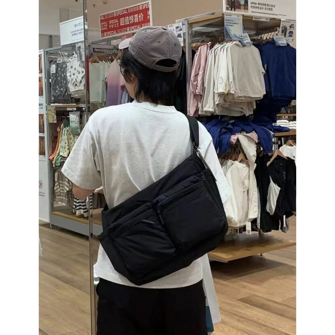 UNIQLO Casual Multi-pocket Messenger Bag Men Women Shoulder Bag Travel Sport Bag