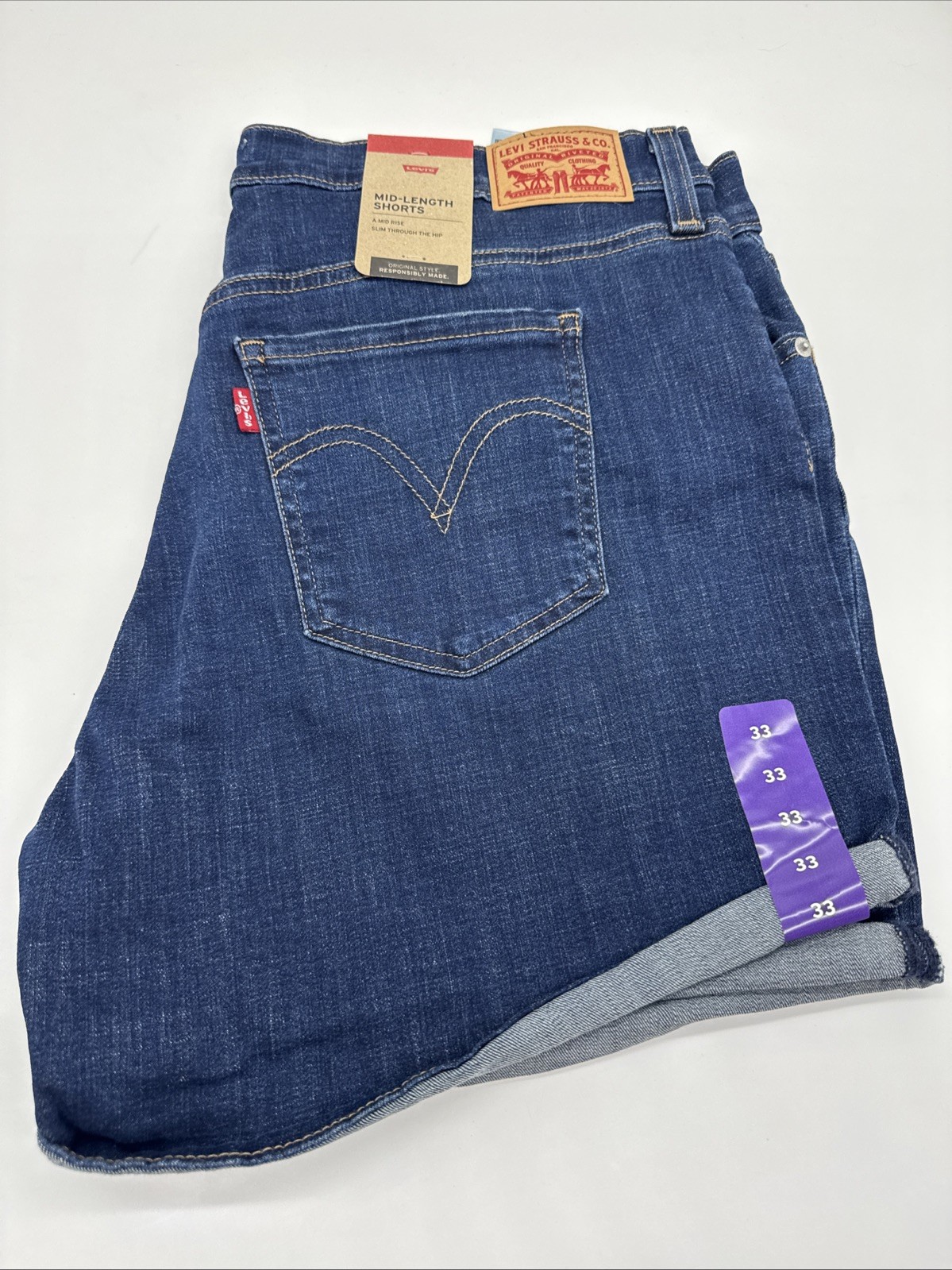 Levi’s Women’s Blue Mid Length Shorts Size 33, Slim Through The Hip Fast Ship