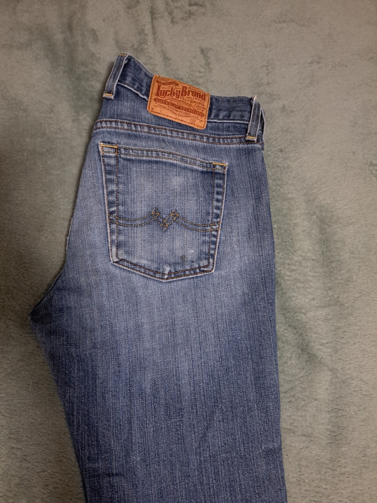 Lucky Brand Women’s Bootcut Jeans Blue Medium Wash Denim Made in USA Size 8