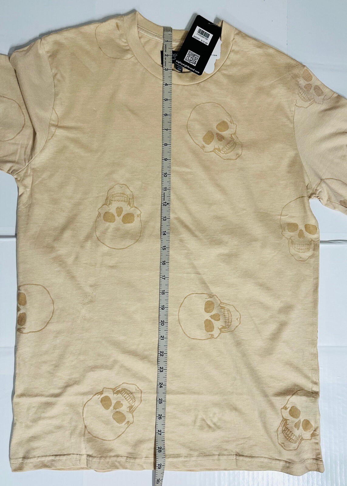 EIGHT Men’s Vintage Skulls T-shirt – Large – Tan – Textured