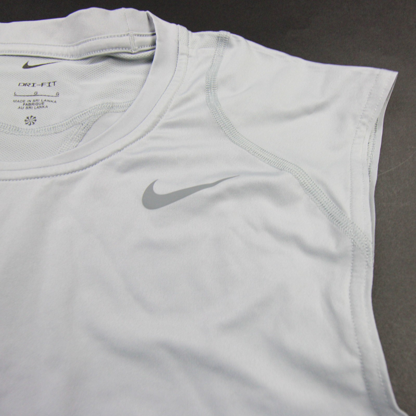 Nike Dri-Fit Sleeveless Shirt Men’s Light Gray New with Tags Multiple Sizes