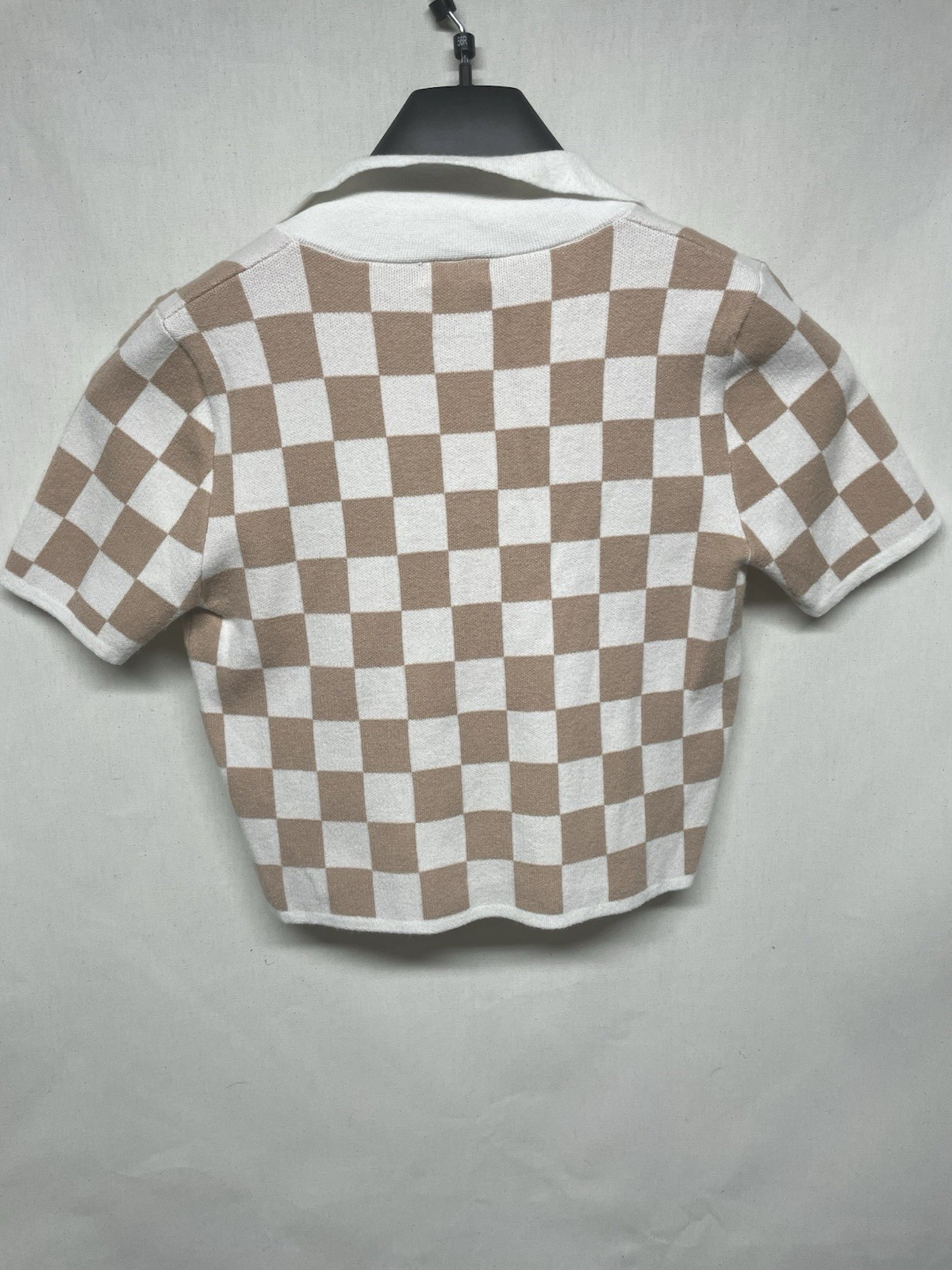 debut Women’s Beige/White Check Knit Collared Short Sleeve Pullover Sweater L