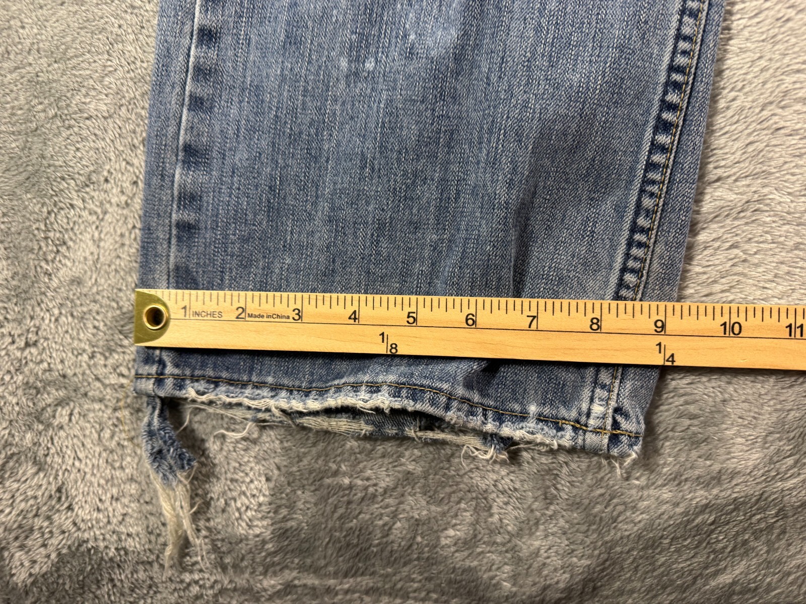 American Eagle Jeans Mens 32×29* Blue Bootcut Distressed Y2K Medium Wash Denim
