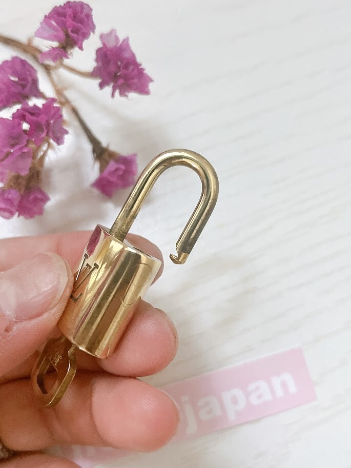 LOUIS VUITTON PadLock Lock & Key Brass Gold Authentic Number random Japan Used