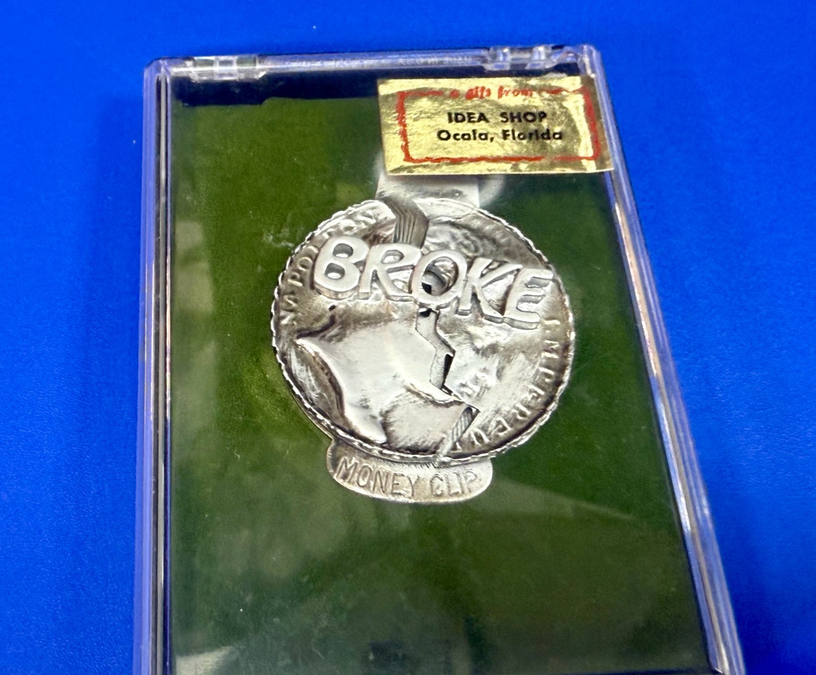 BROKE Coin Design Silver Color Vintage Novelty Money Clip Bill Holder in case