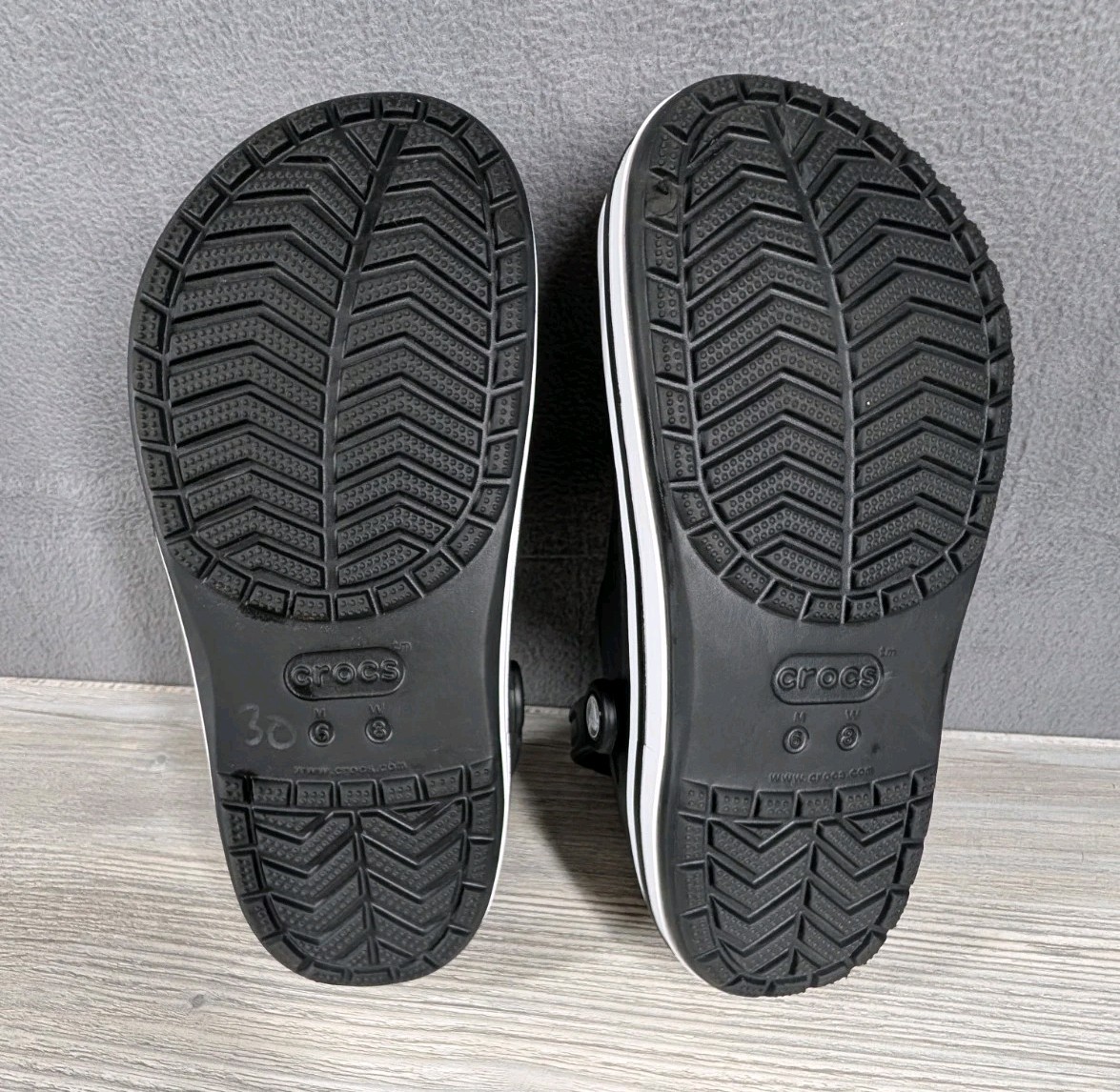 Crocs Unisex M6 W8 Black White Bayaband Clogs Slip On Comfort Shoes New