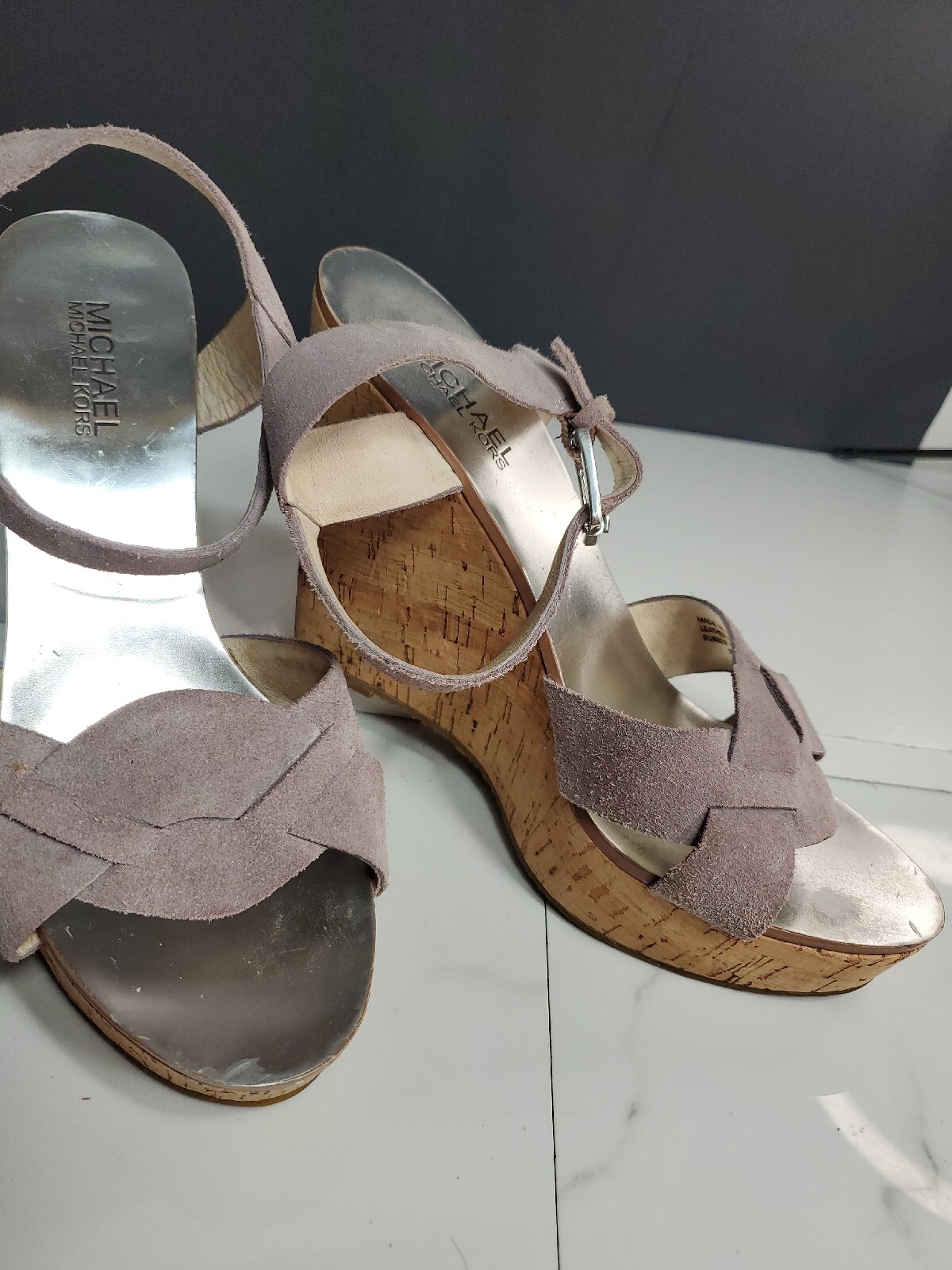Michael Kors Strappy Leather Peony Pink 4.8″Heels Wedge Corks Bottom Sandal 8M