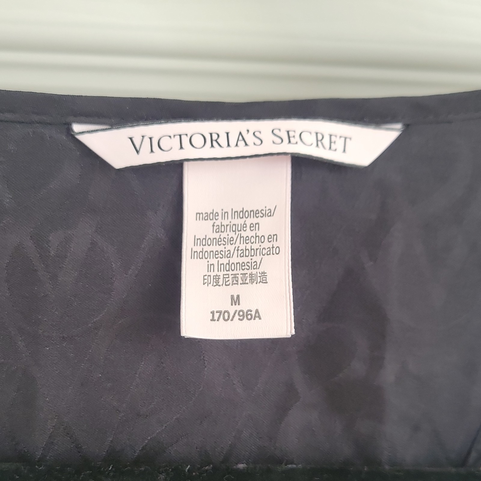 Victoria’s Secret Women’s Black Monogram Satin Polyester Scoop Neck Tank Top M