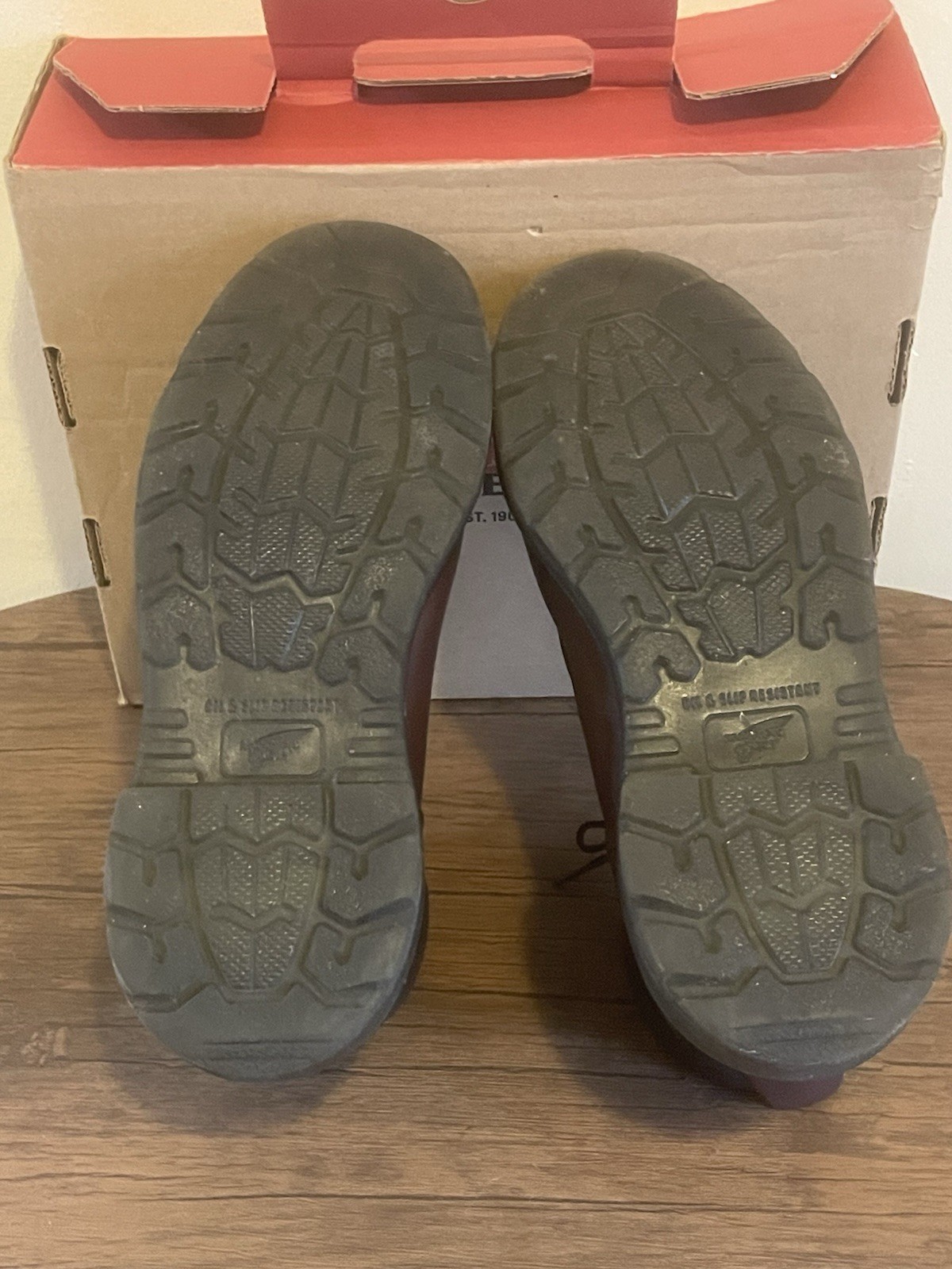 Red Wing Boots 2406 Men’s 10.5 With The Tuff Toe Coating Last Pic Is a Ad