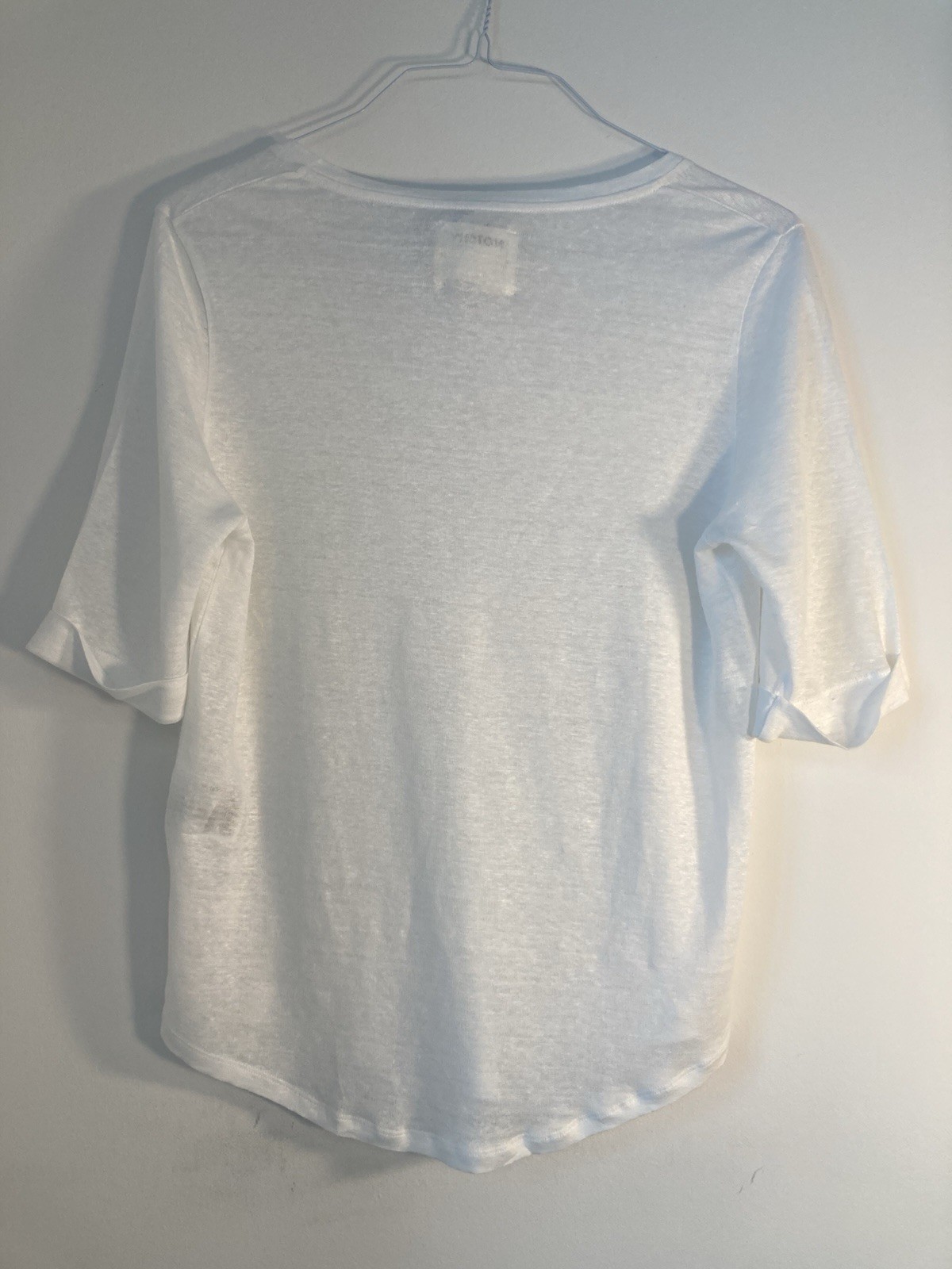 NOTSHY Women White Solid Linen Knit Short Sleeve V-Neck Pullover T-Shirt