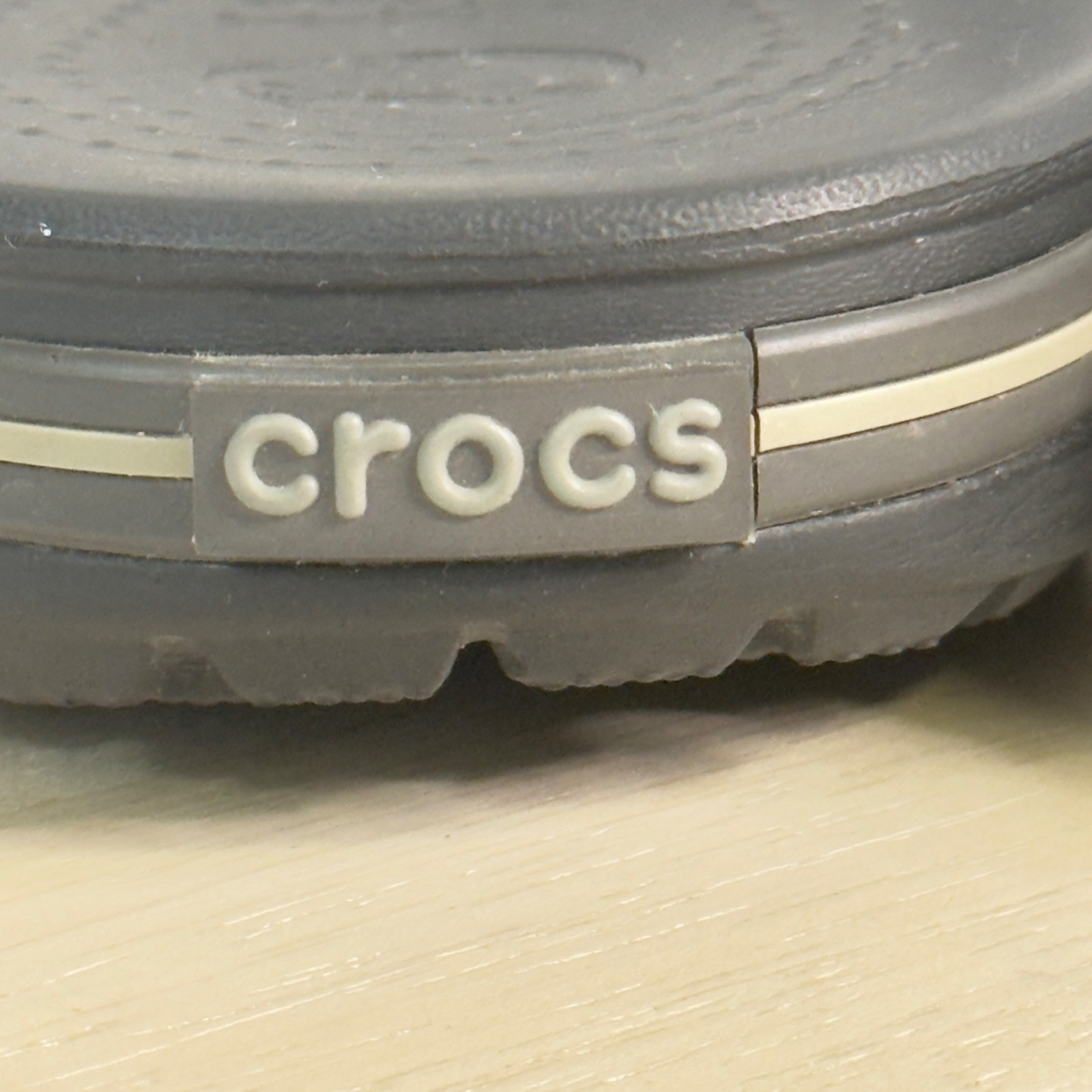 Crocs Unise Bayaband Slides Sandals White Stripe Logo Slip-On Women 12 Men 10