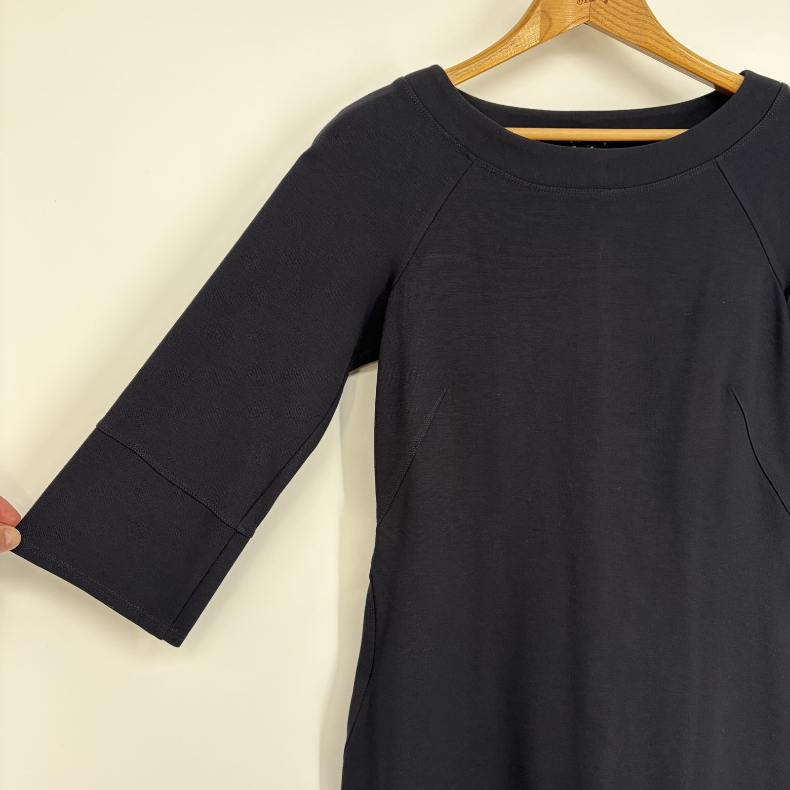 Theory Shift Dress 6 Navy 3/4 Sleeve Fitted Boatneck Timeless Career Capsule